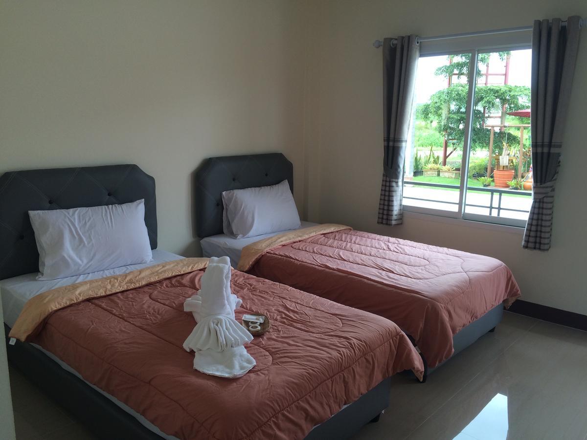 מאה סוט Thana Ville Resort מראה חיצוני תמונה