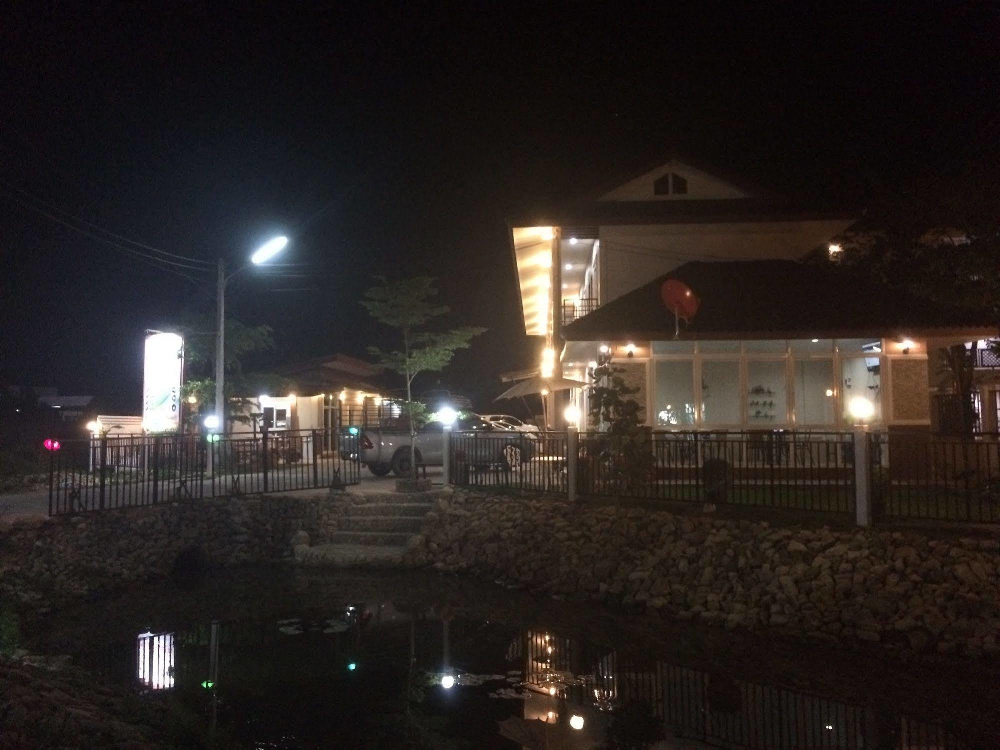 מאה סוט Thana Ville Resort מראה חיצוני תמונה
